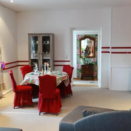 Nussdorfer Hof Apartman *