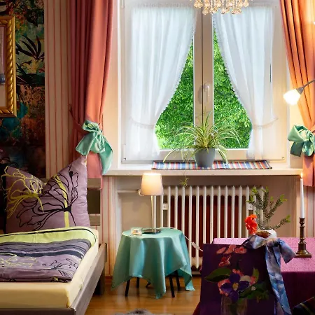 Nussdorfer Hof Apartman *